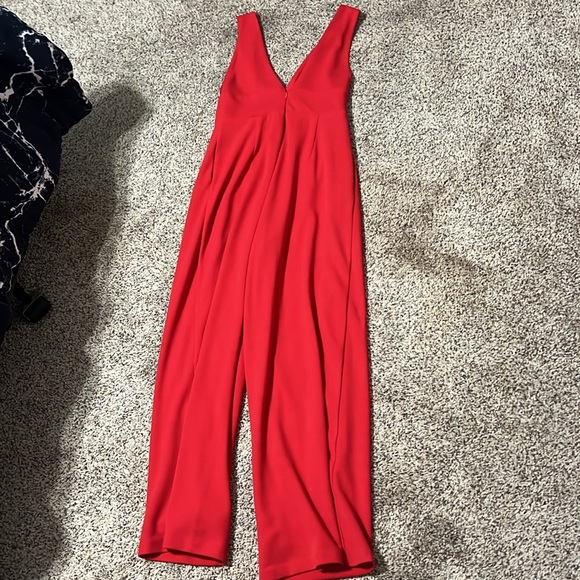 Lulus medium red v neck jumpsuit ‼️WORN ONCE‼️ - Picture 3 of 5
